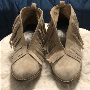 Beige open front fringe booties